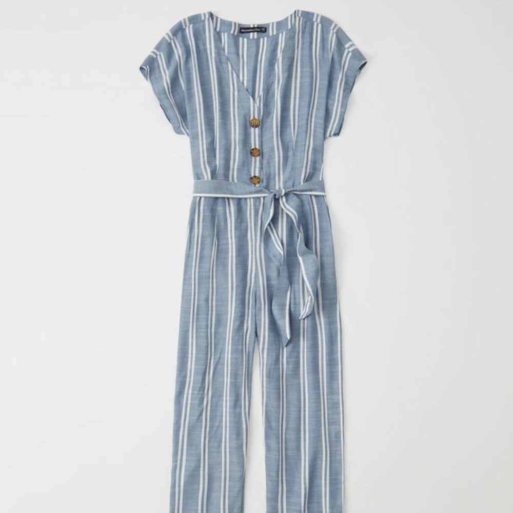 NWOT Abercrombie & Fitch Dolman Sleeve Jumpsuit